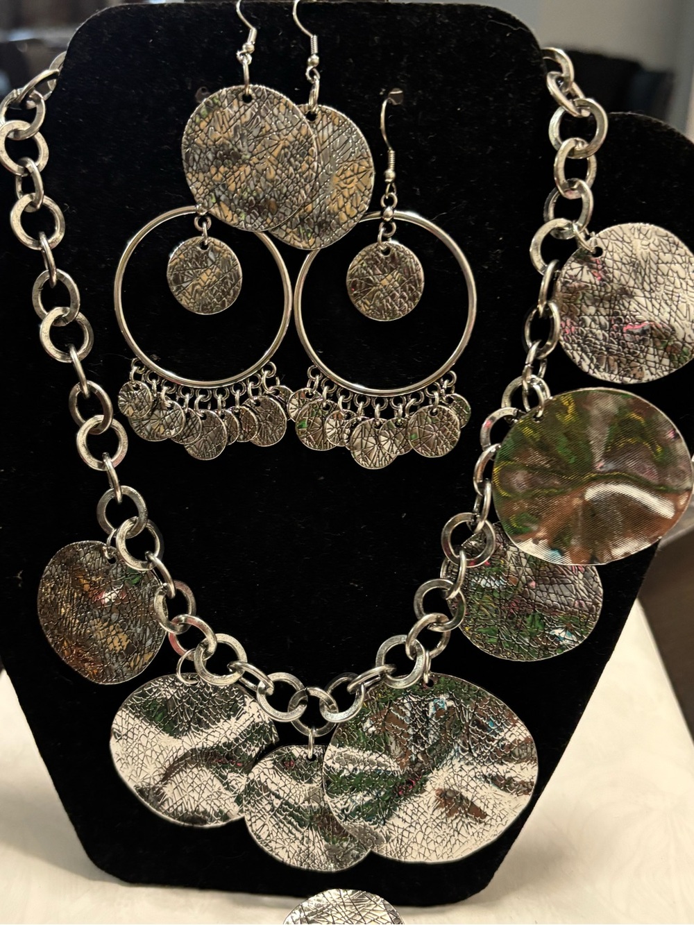 paparazzi Silver-Tone Textured Disc Necklace & Dangle Earrings Set